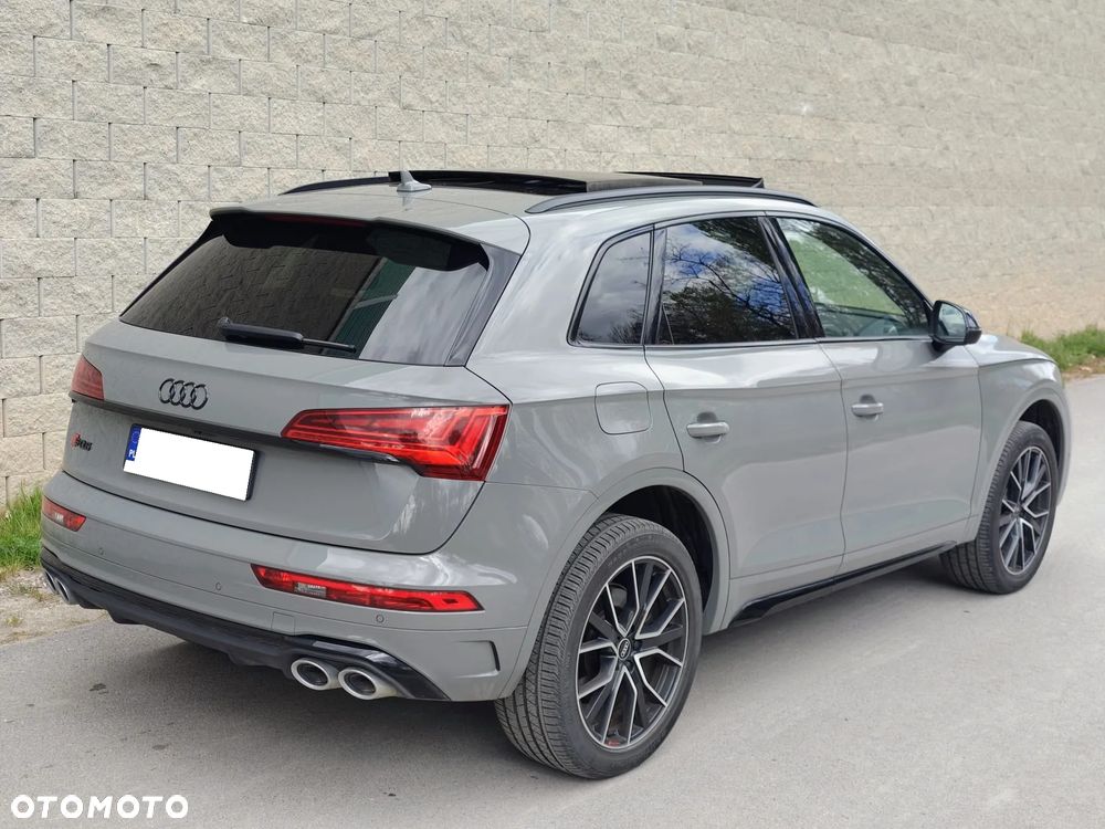 Audi SQ5 - 5