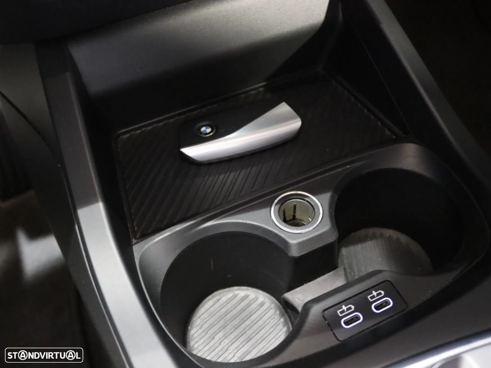 BMW 116 Standard - 24