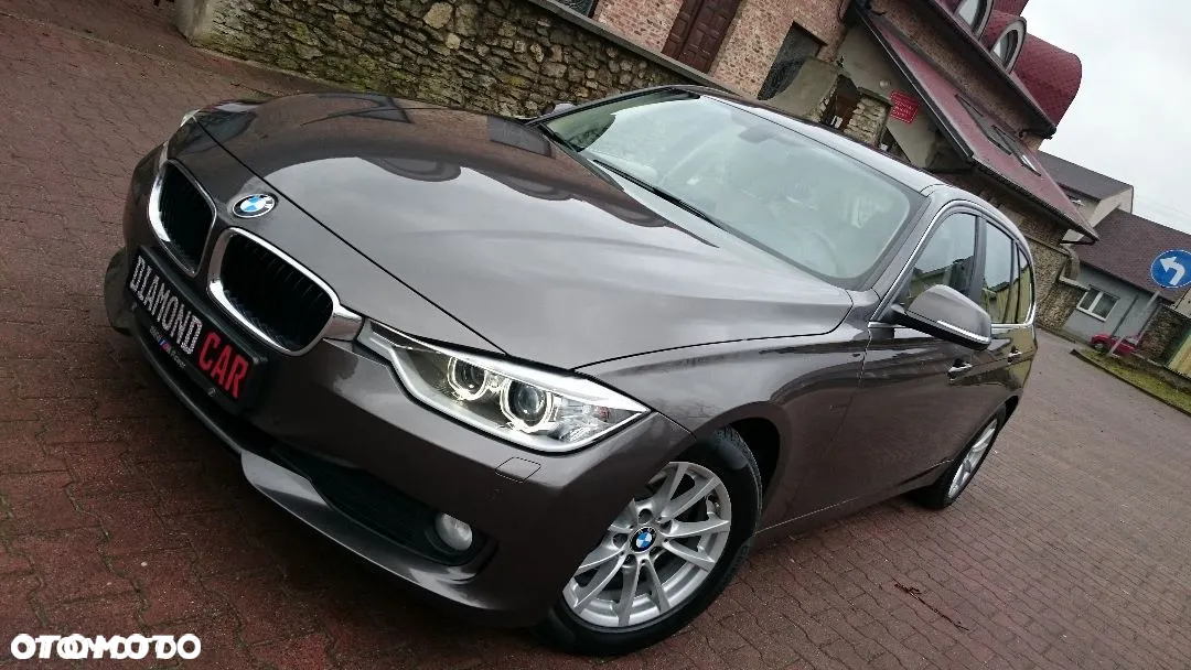 BMW Seria 3 320d DPF Touring Efficient Dynamics Edition - 2
