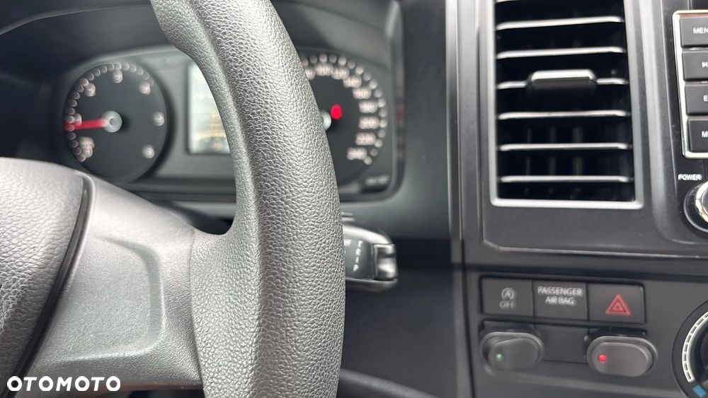 Volkswagen Transporter T6 - 13