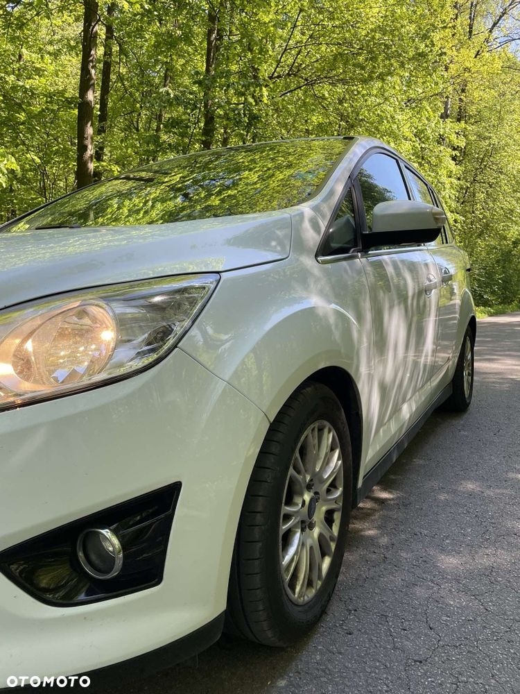 Ford C-MAX - 1