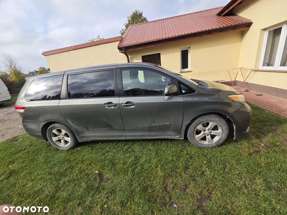 Toyota Sienna