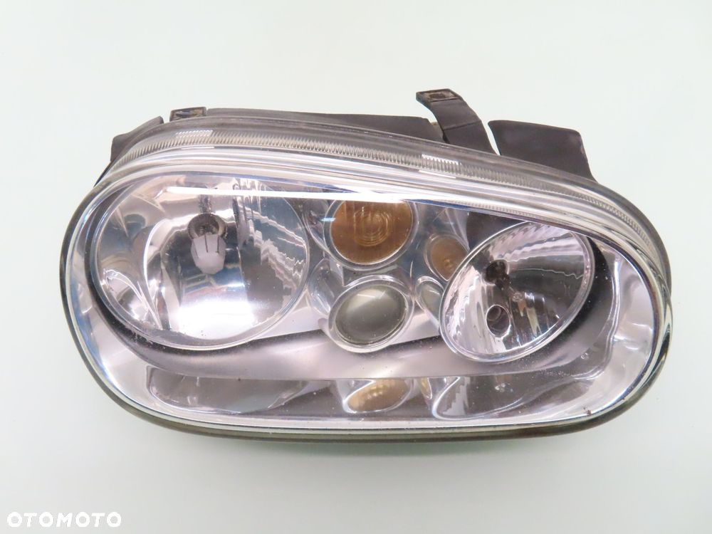 LAMPA PRAWA PRZEDNIA VW GOLF IV 1J1941018C 67736945 - 1
