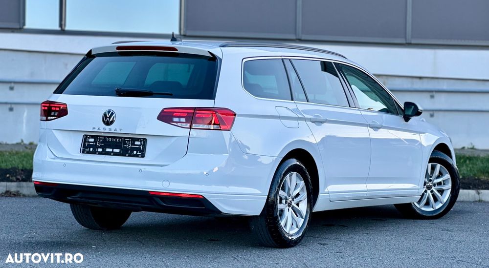 Volkswagen Passat Variant 2.0 TDI SCR DSG Elegance - 5