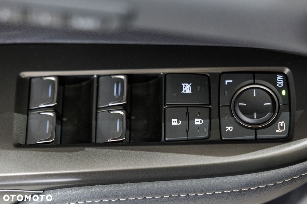 Lexus NX 350h F Sport AWD - 39