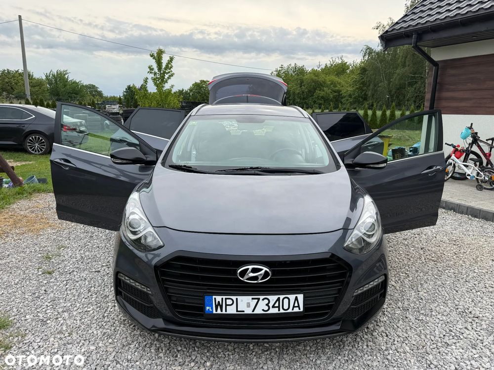 Hyundai i30 1.6 CRDi Premium - 19