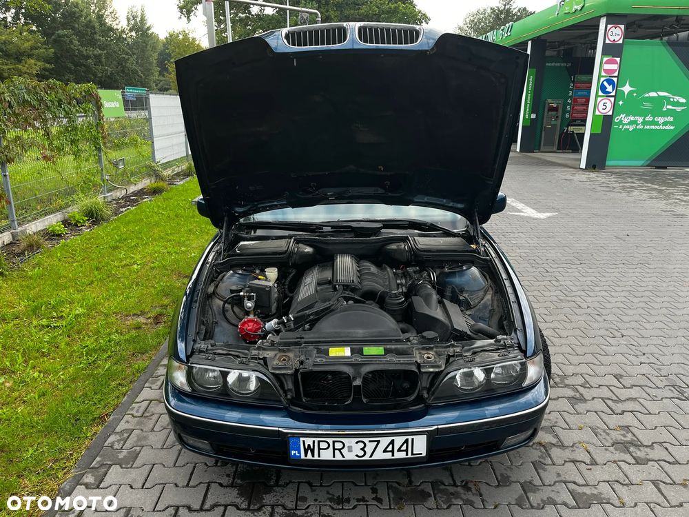 BMW Seria 5 - 8