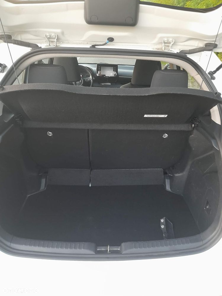 Toyota Yaris 1.5 Comfort - 6
