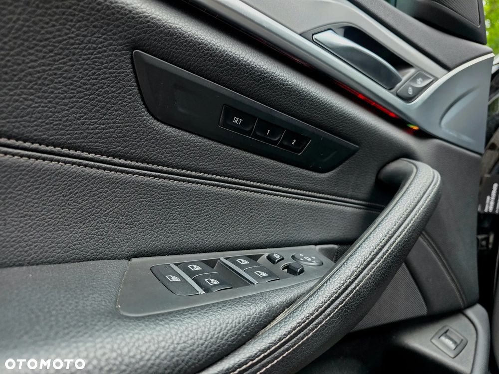 BMW Seria 5 520d mHEV Luxury Line - 11