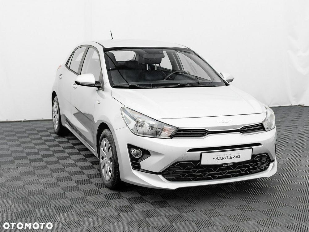 Kia Rio - 4