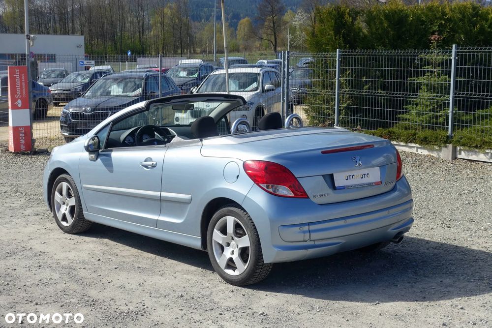 Peugeot 207 CC 120 VTi Active - 5