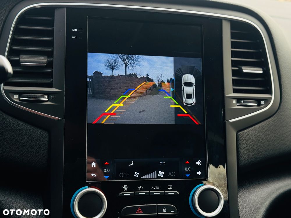 Renault Megane ENERGY TCe 100 LIMITED - 9