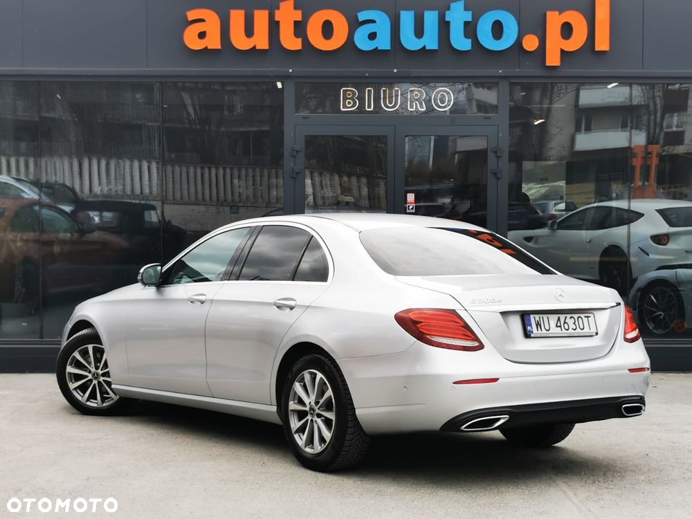 Mercedes-Benz Klasa E 200 d 9G-TRONIC - 33