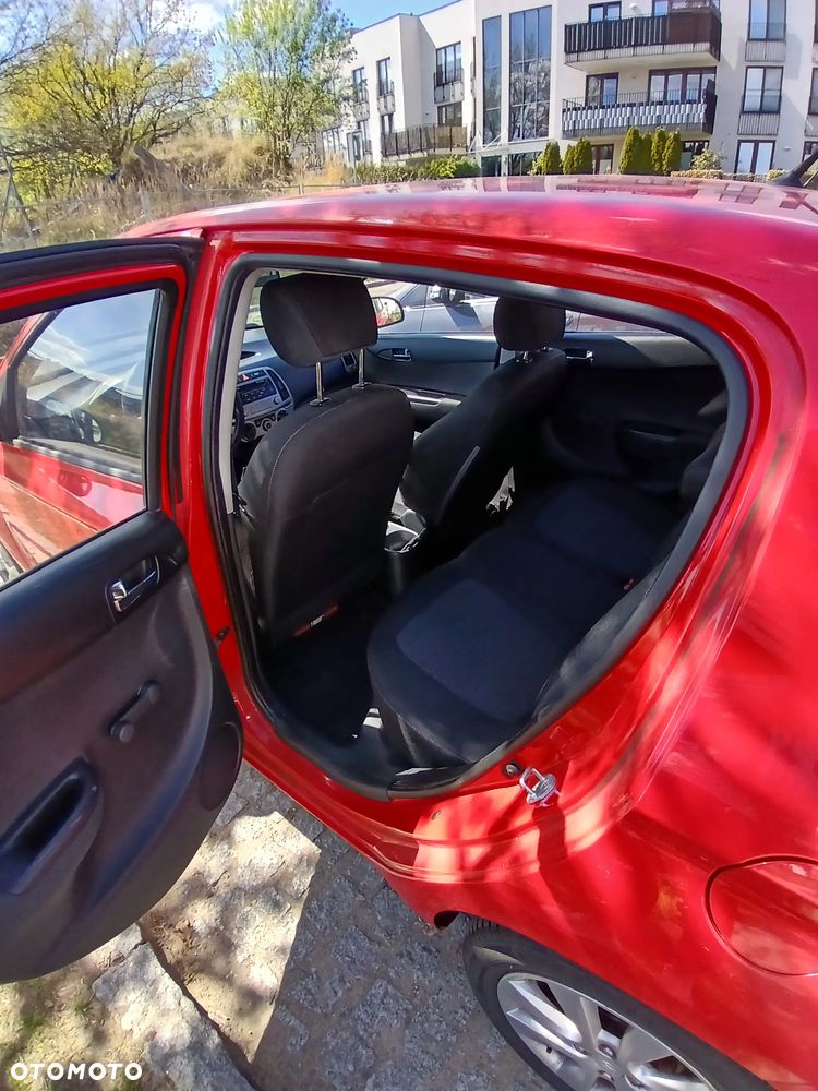 Hyundai i20 - 11