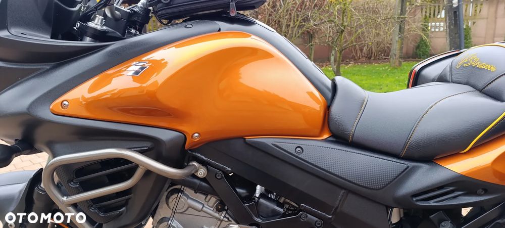 Suzuki V-STROM - 40