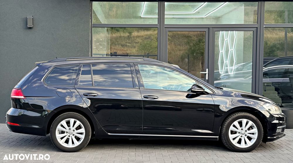 Volkswagen Golf 1.6 TDI BlueMotion Technology Cup - 13
