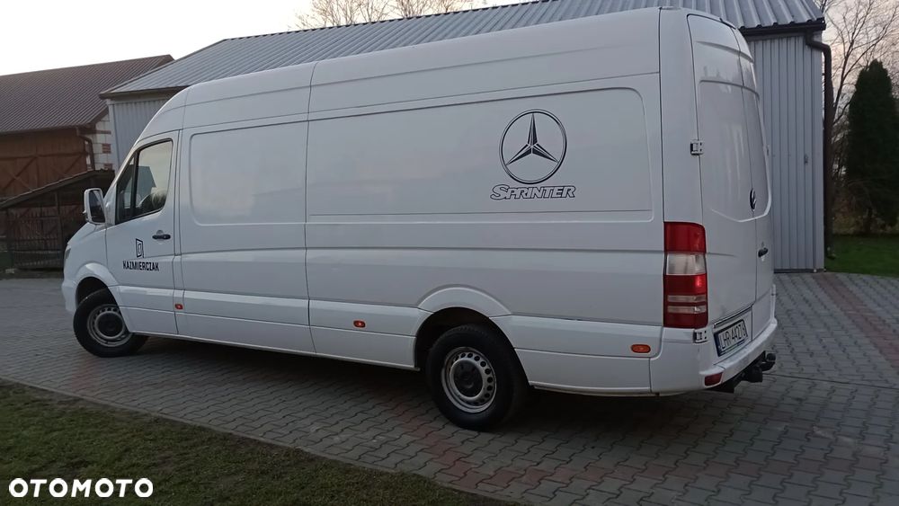 Mercedes-Benz Sprinter - 5