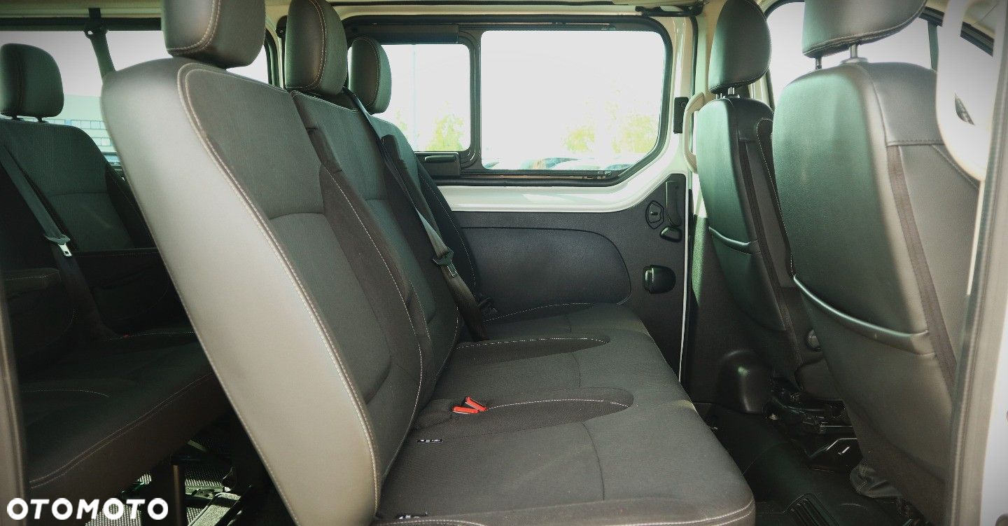 Nissan NV300 - 21