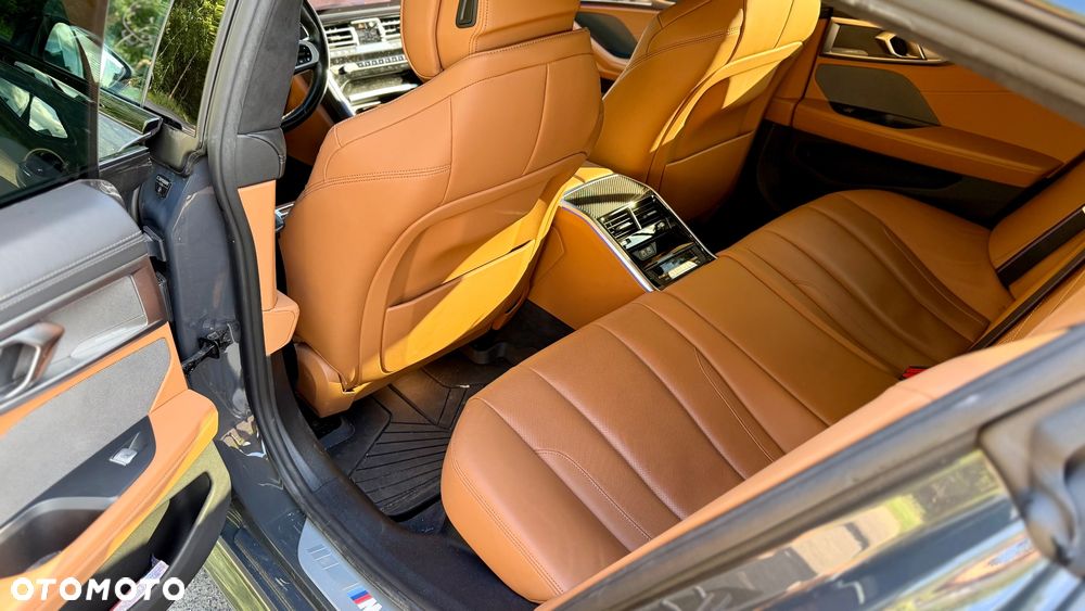 BMW Seria 8 840d xDrive mHEV - 34