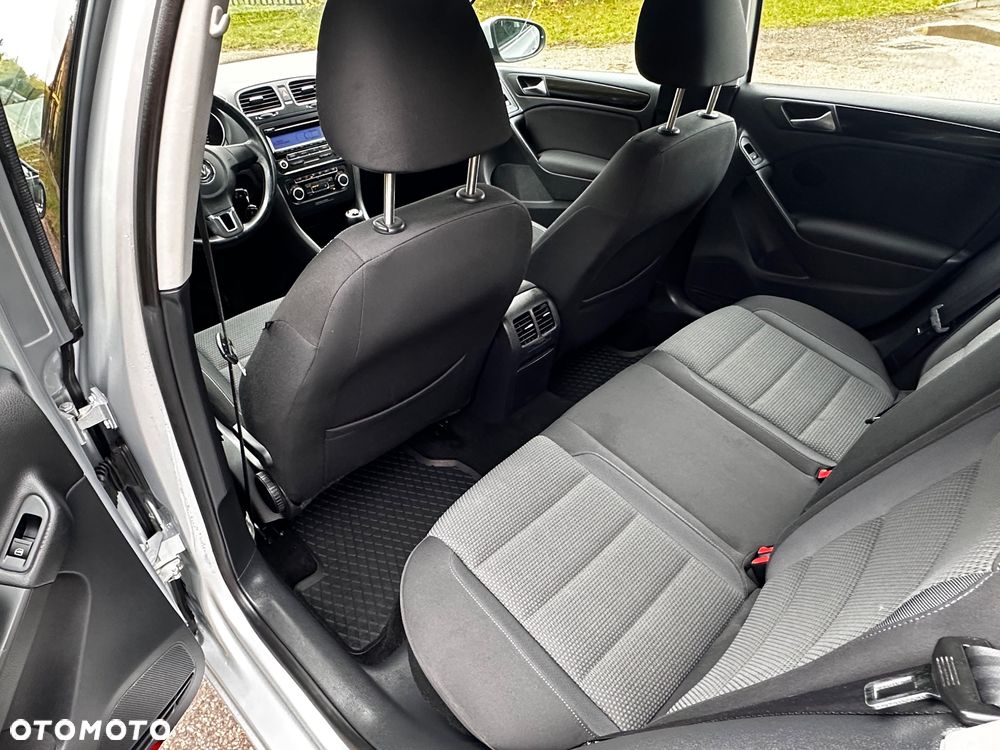 Volkswagen Golf 1.6 Comfortline - 21