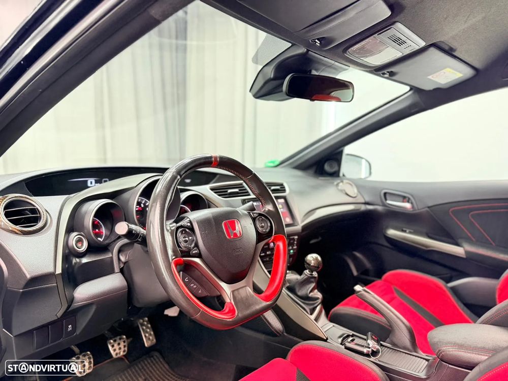 Honda Civic 2.0 VTEC Turbo Type R - 33