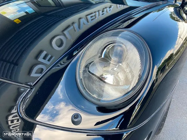 Porsche 911 Série F - 12