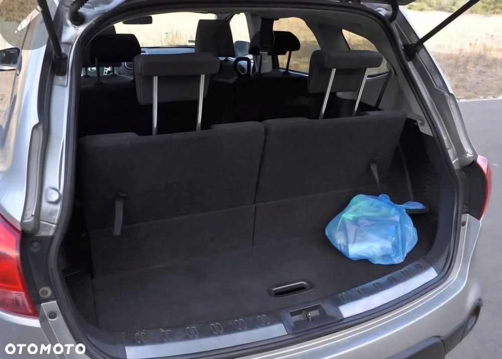 Nissan Qashqai+2 2.0 dCi Tekna - 5