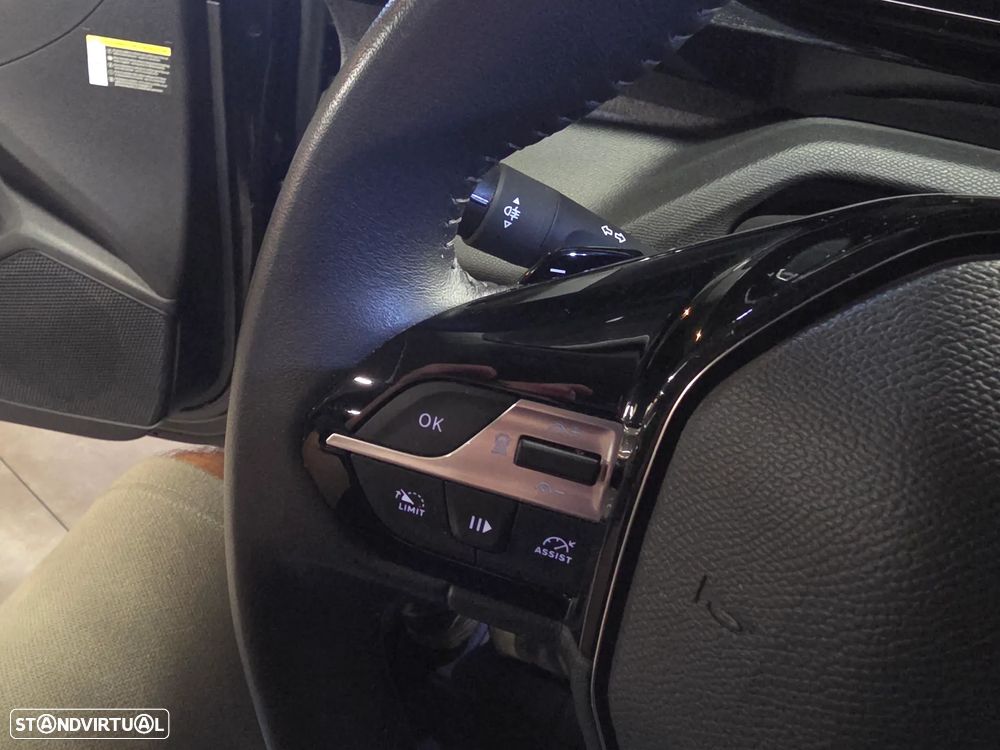 Peugeot 308 SW PureTech 130 GPF EAT8 Stop & Start Allure Pack - 17