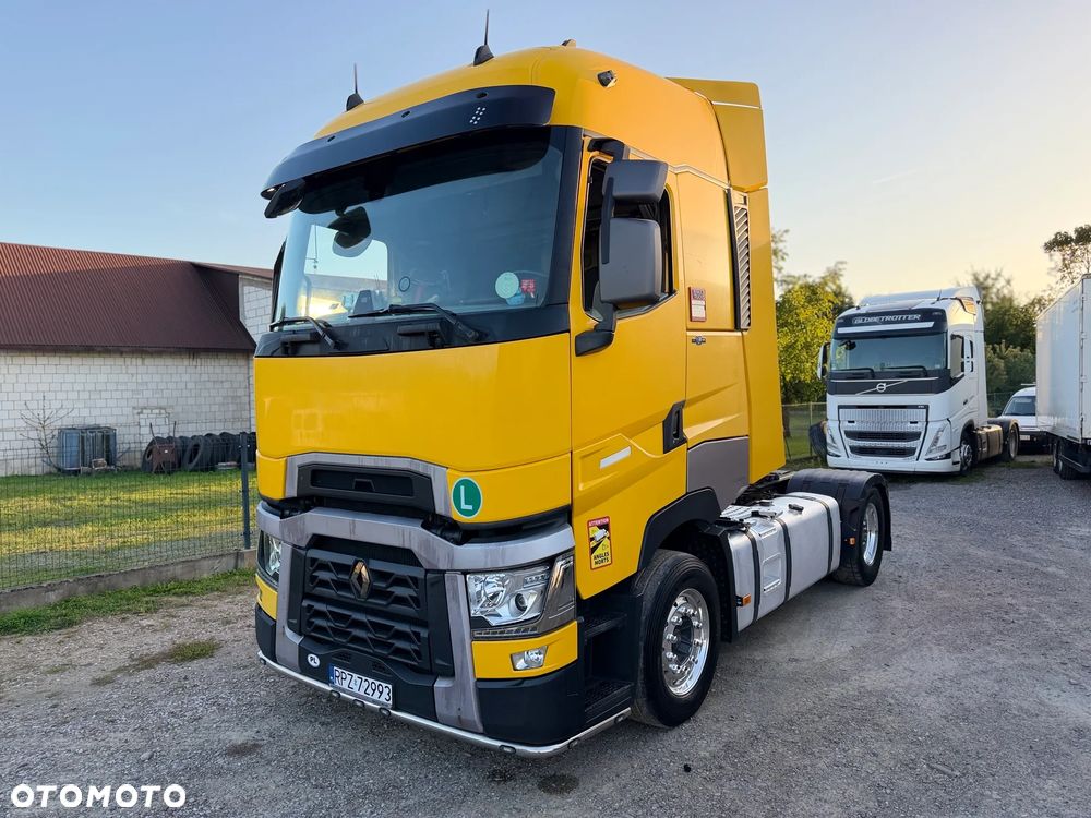 Renault - 3