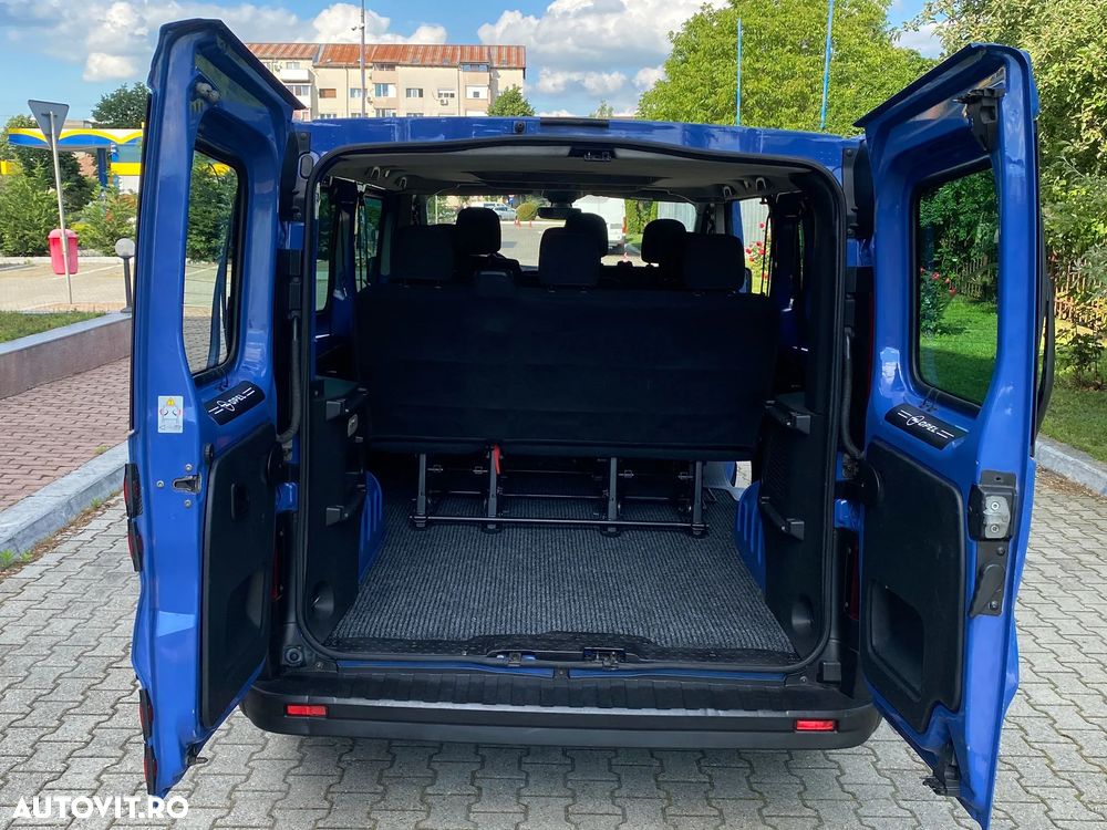 Opel Vivaro - 8