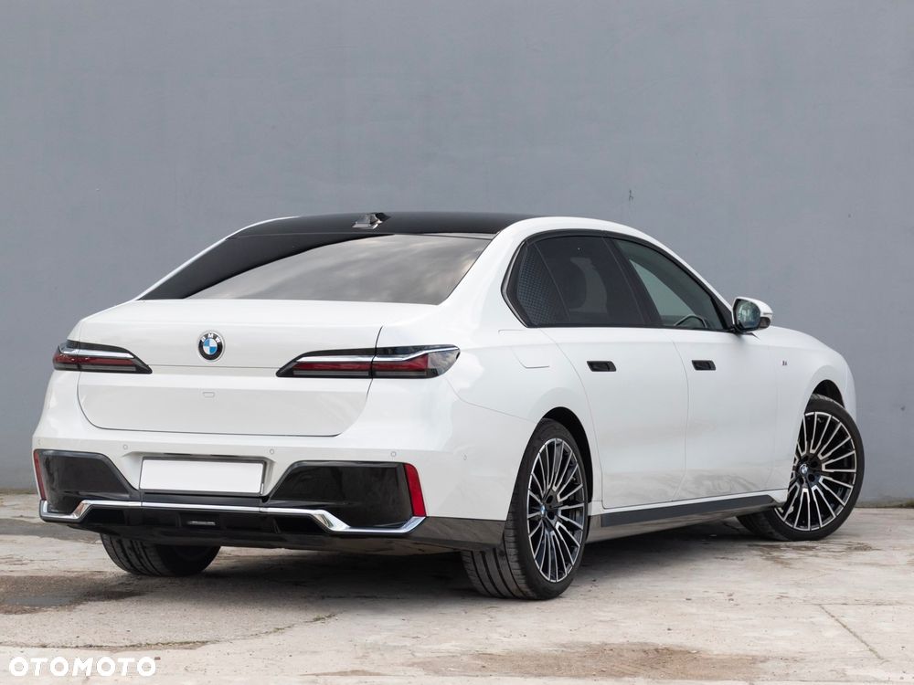 BMW Seria 7 - 6
