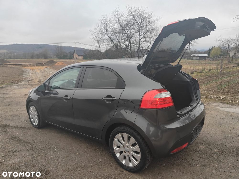 Kia Rio 1.2 Dream-Team Edition - 6