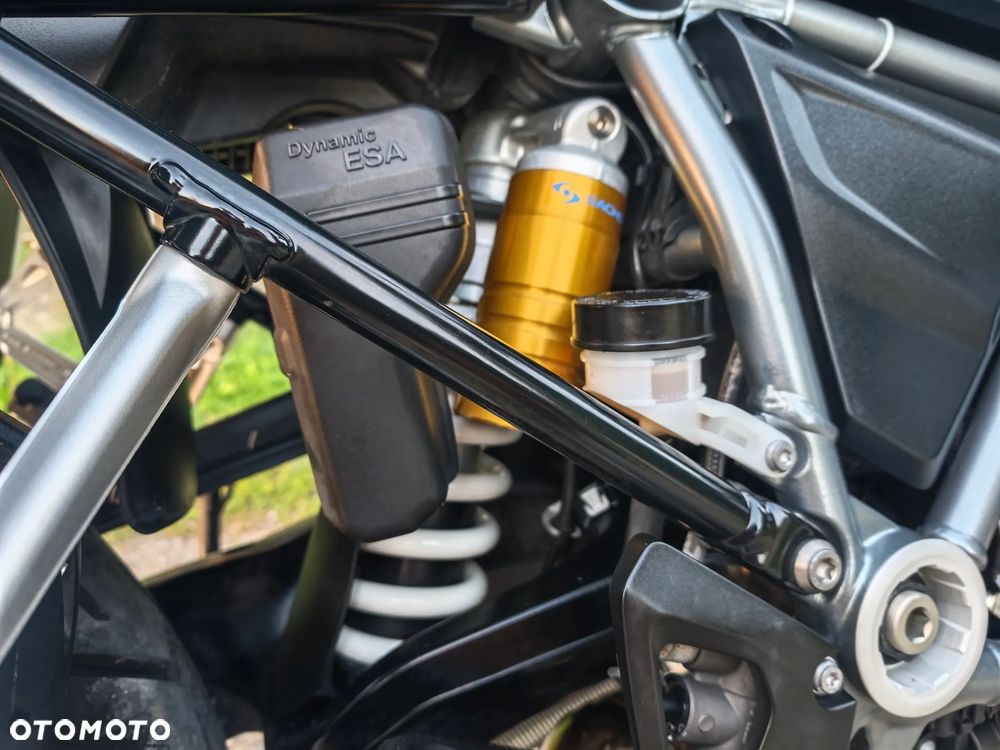 BMW R - 27