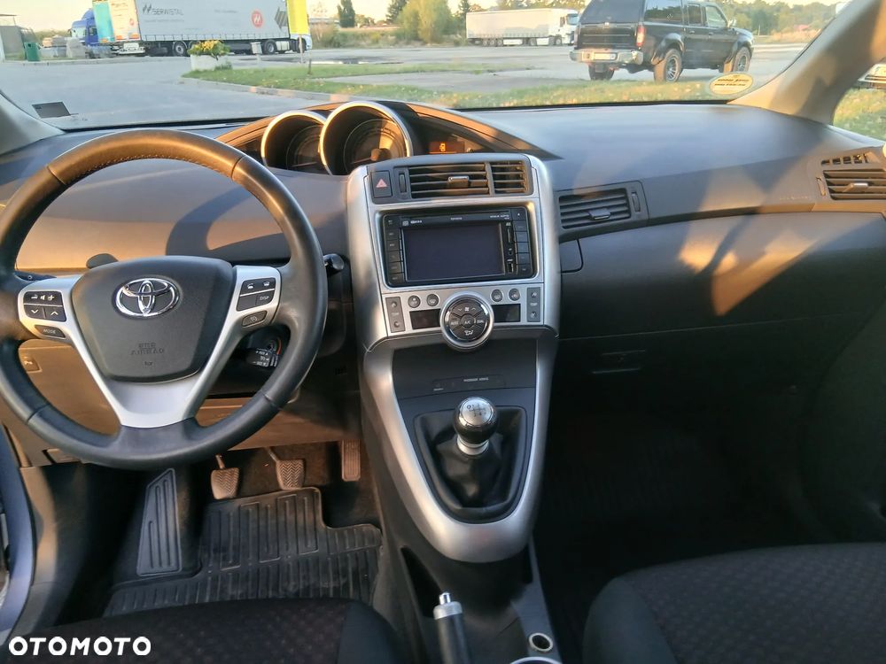 Toyota Verso 1.8 Sol plus NAVI - 13