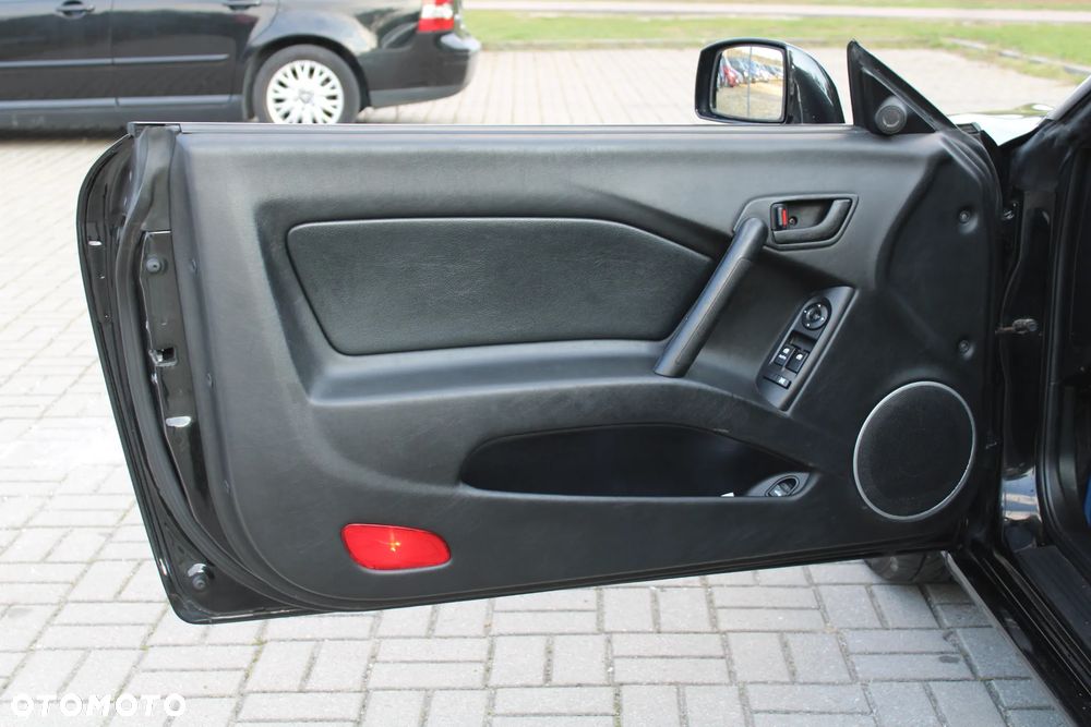 Hyundai Coupe - 22