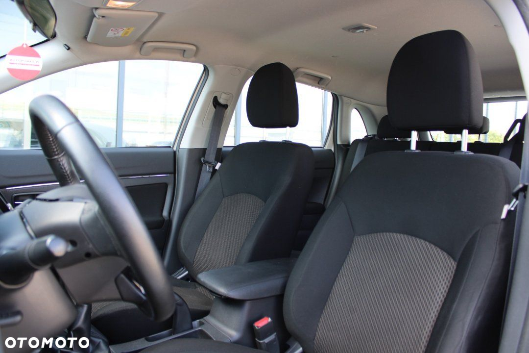 Mitsubishi ASX - 14