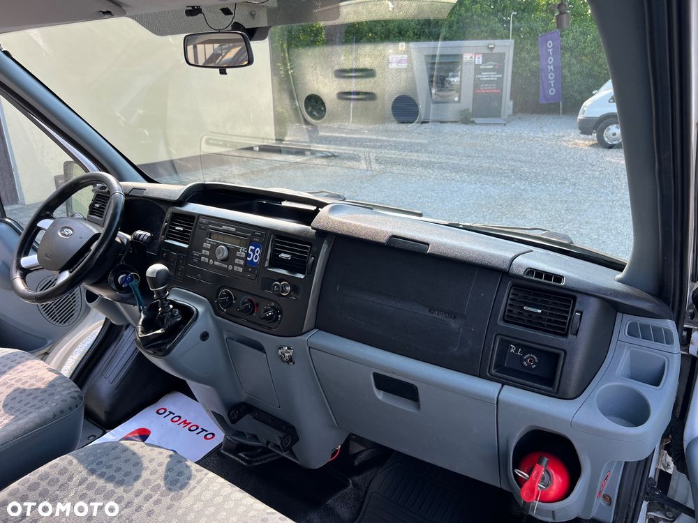 Ford Transit Furgon Brygadowy Doka 6 os. 4x4 AWD 2.4 TDCI 140KM Wyciągarka Webasto HAK - 14
