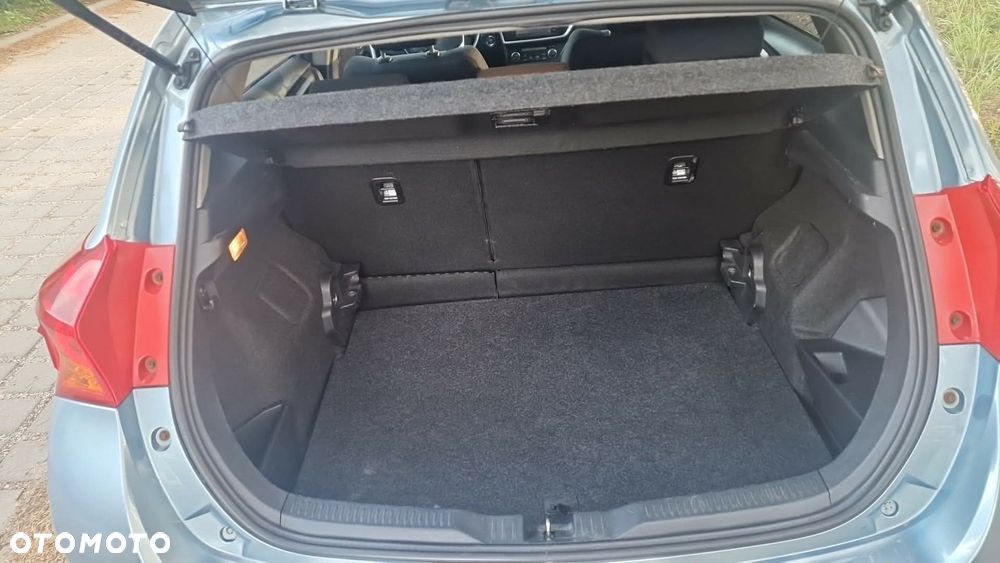Toyota Auris - 5