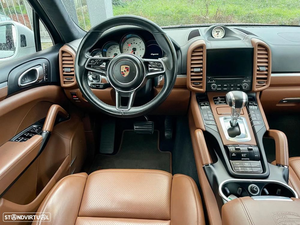 Porsche Cayenne Diesel Platinum Edition - 10
