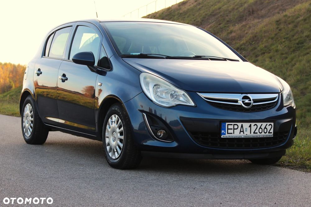 Opel Corsa 1.4 16V Satellite - 11