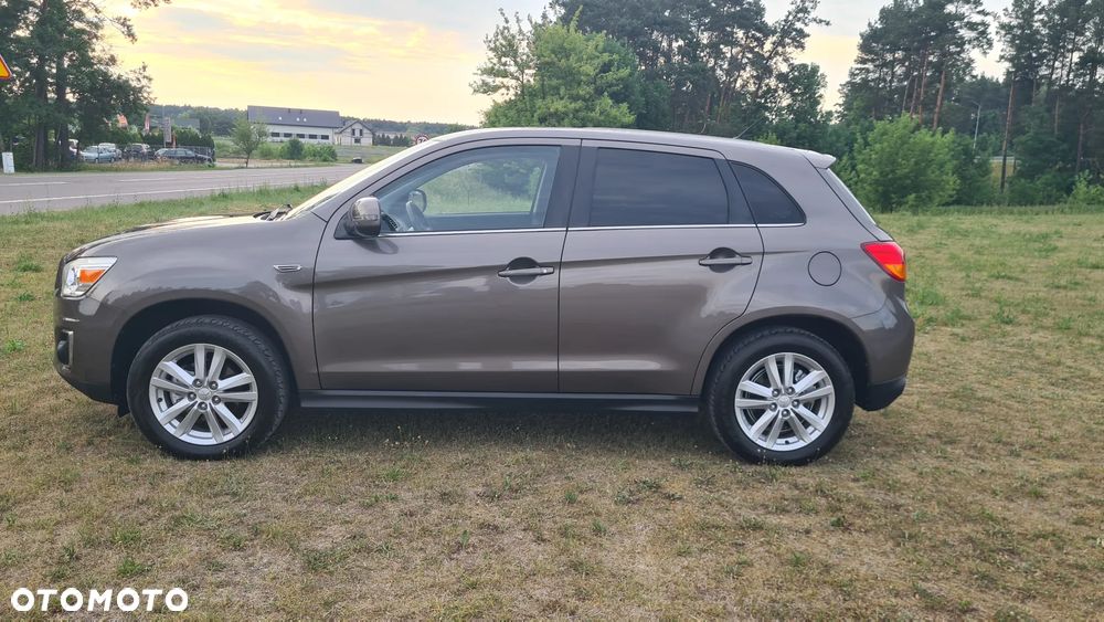 Mitsubishi ASX - 3