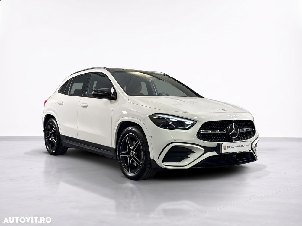 Mercedes-Benz GLA - 8