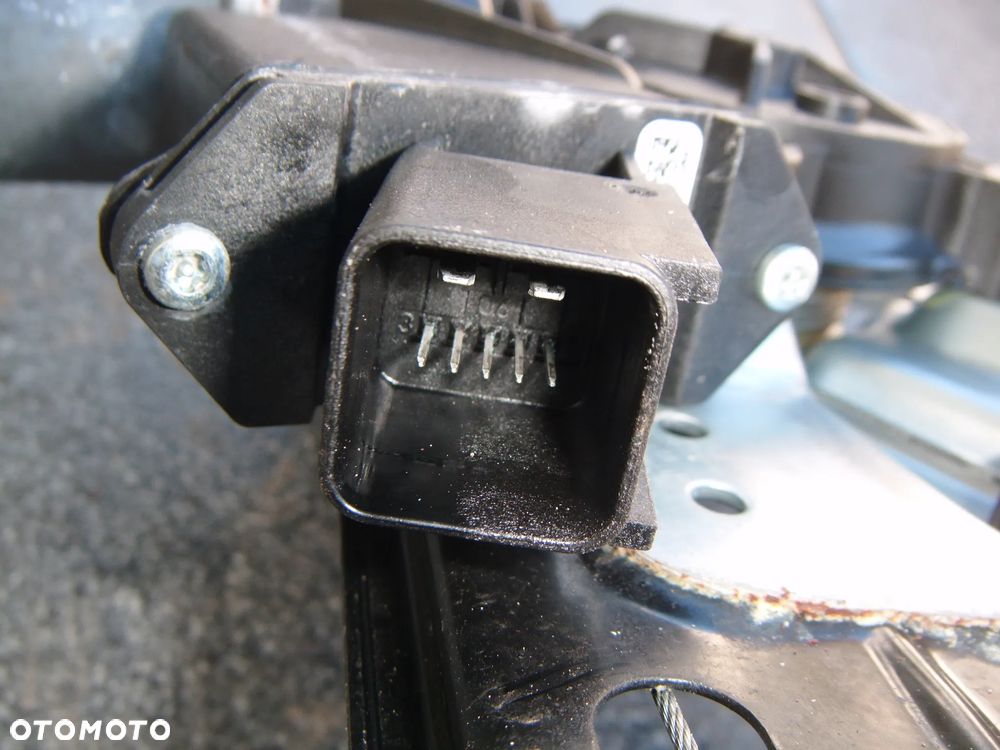 pel astra J 5d 13r mechanizm szyby prawy przód z silnikiem 13350759 - 3