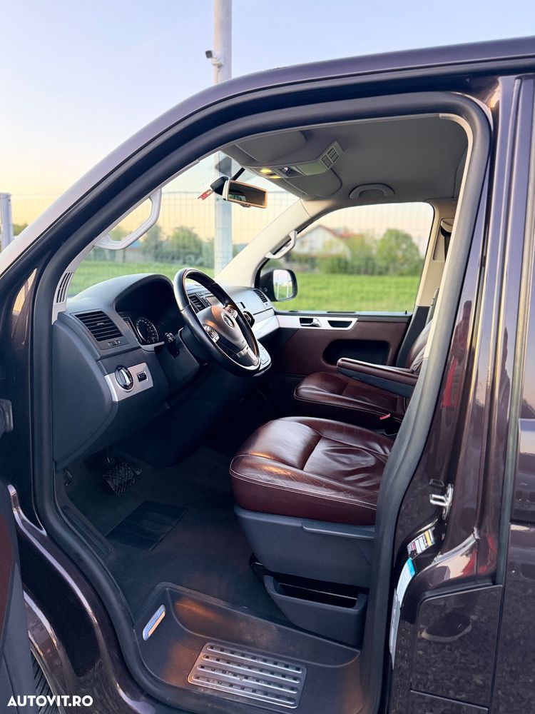 Volkswagen Multivan - 14