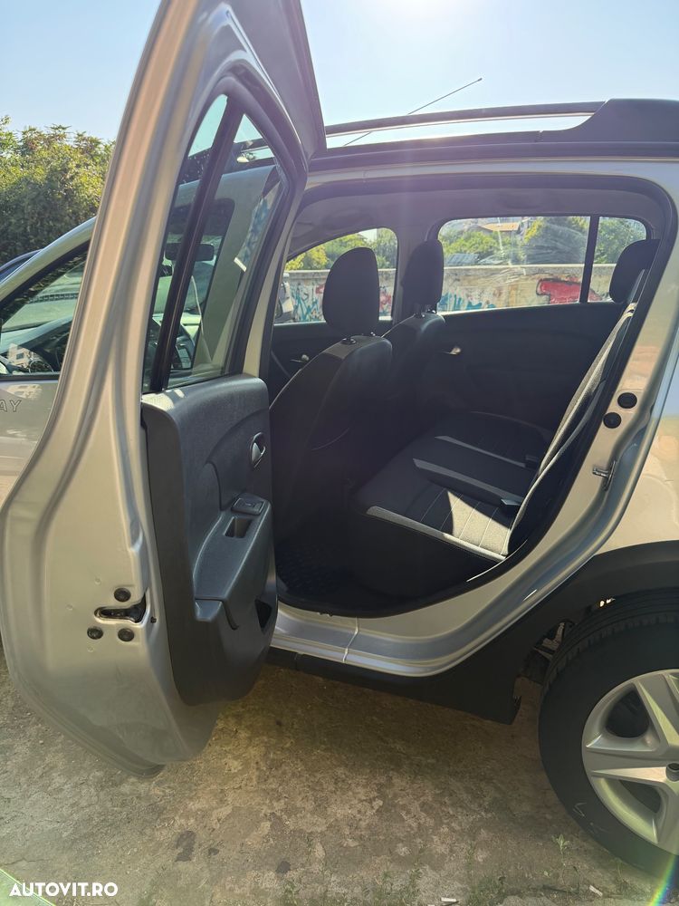 Dacia Sandero Stepway - 12