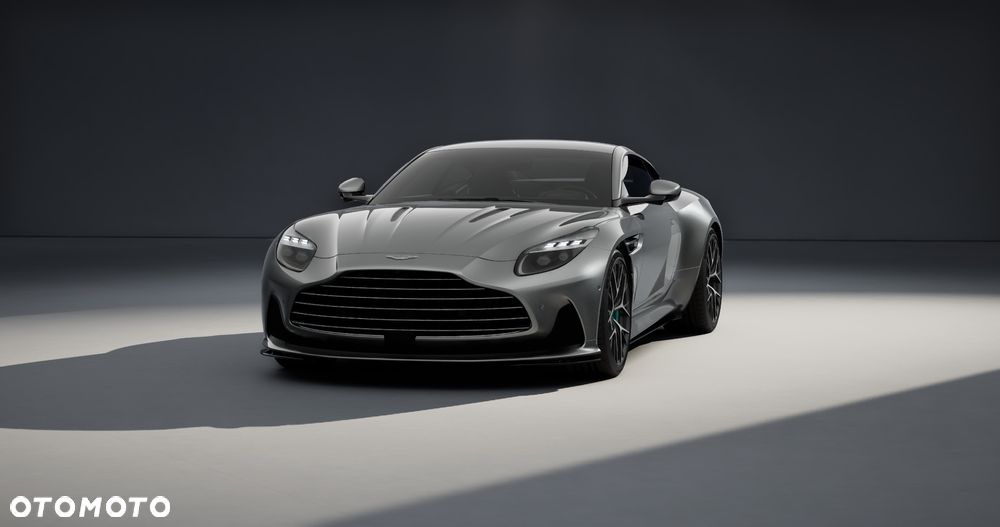 Aston Martin DB12 - 2