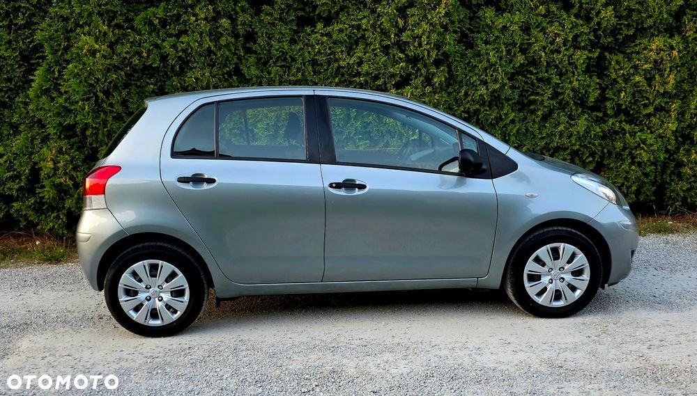 Toyota Yaris 1.33 2010 - 6