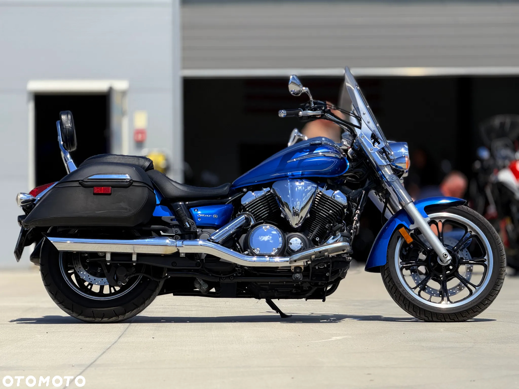 Yamaha XVS - 8
