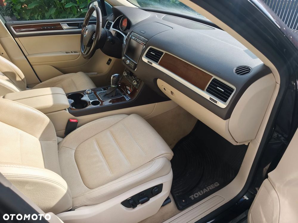 Volkswagen Touareg - 18