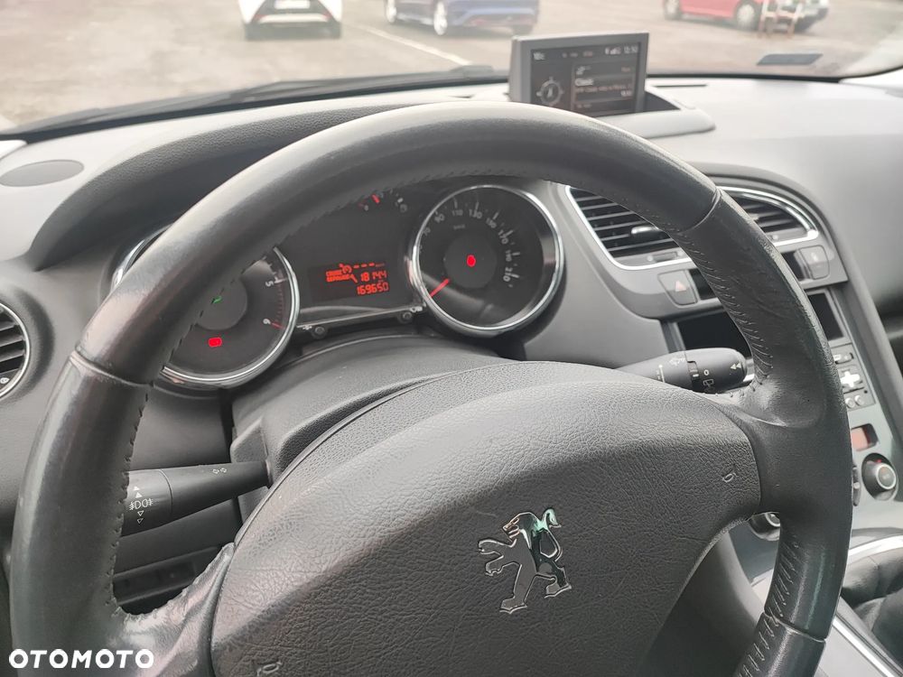 Peugeot 5008 1.6 HDi Active 7os - 10